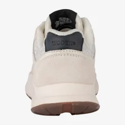 Mathilde Runner Leather sneaker
