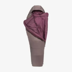 Trollheimen SL Lady sovepose